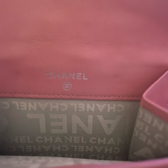 Chanel Pink Embossed Bifold Wallet (ink mark) - Picture 5 of 6